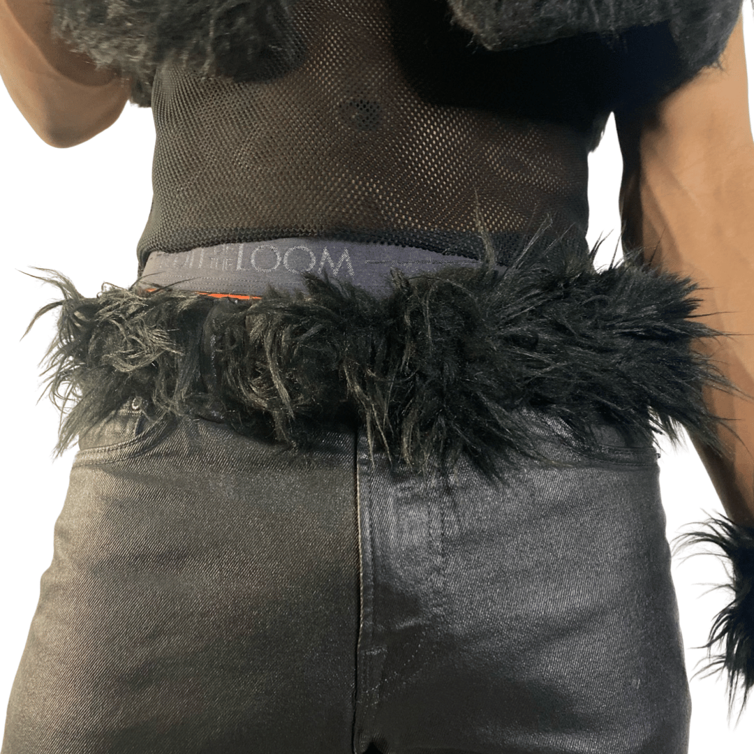 Zeta Wolf Fur Belt